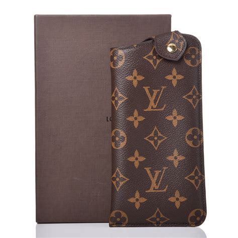 louis vuitton sunglass case|louis vuitton hard glasses case.